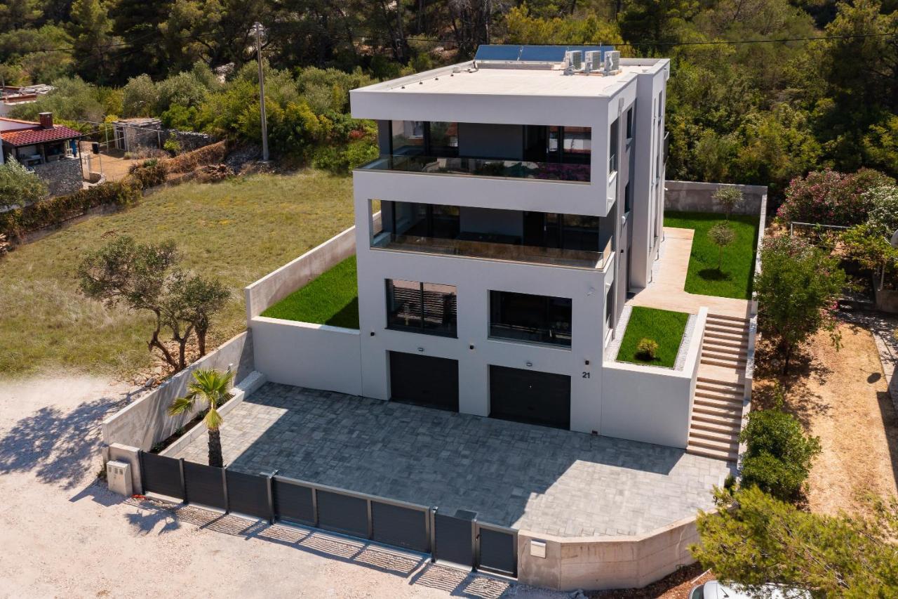 House & Home Slatine Ngoại thất bức ảnh