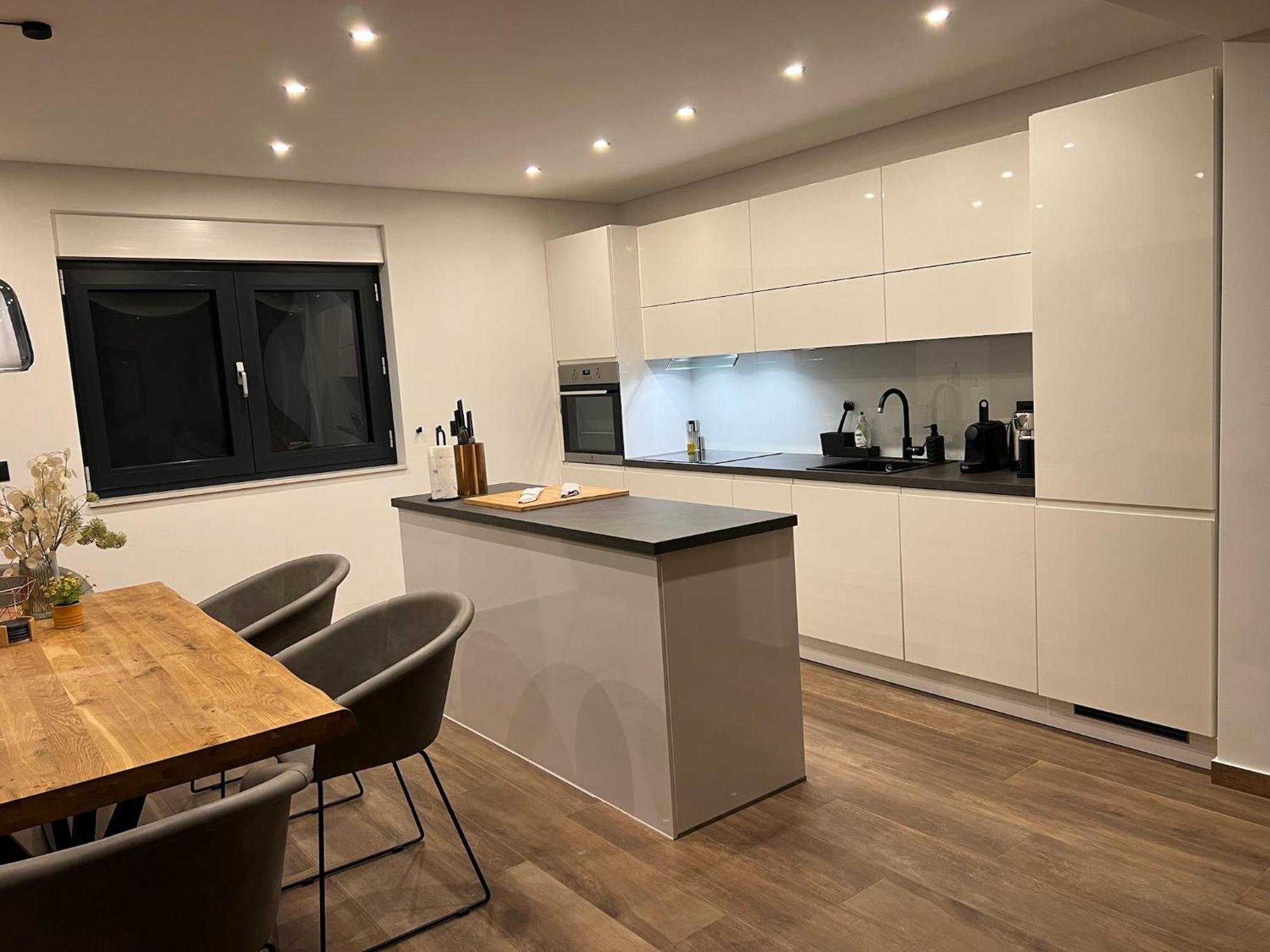 House & Home Slatine Ngoại thất bức ảnh