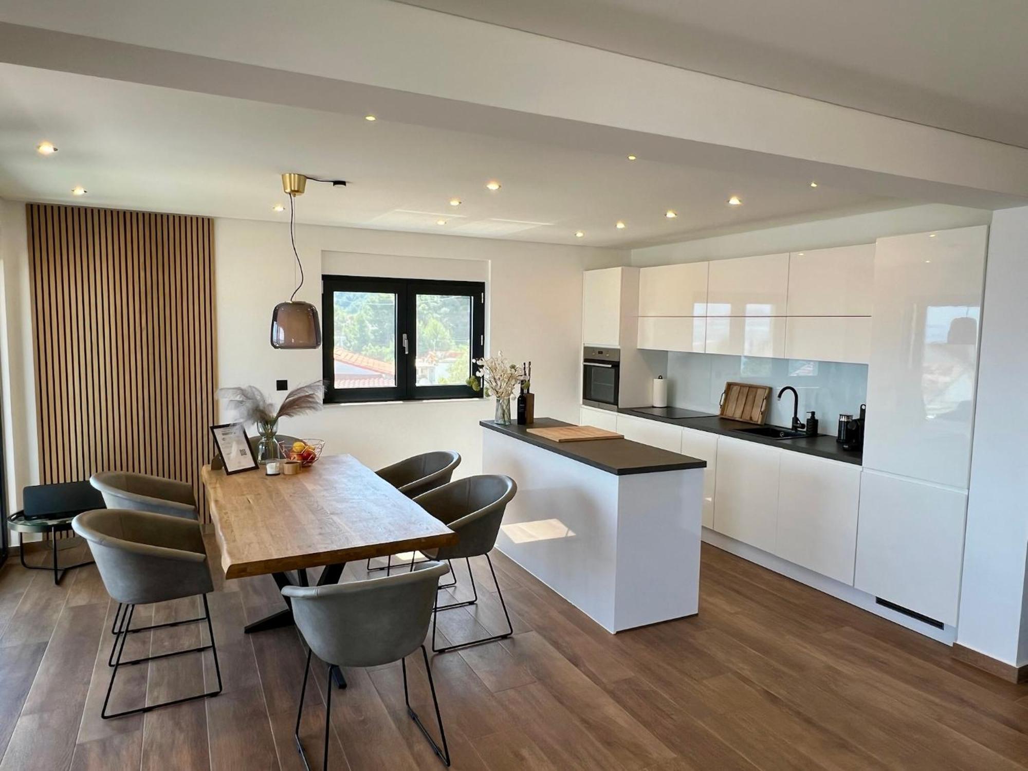 House & Home Slatine Ngoại thất bức ảnh