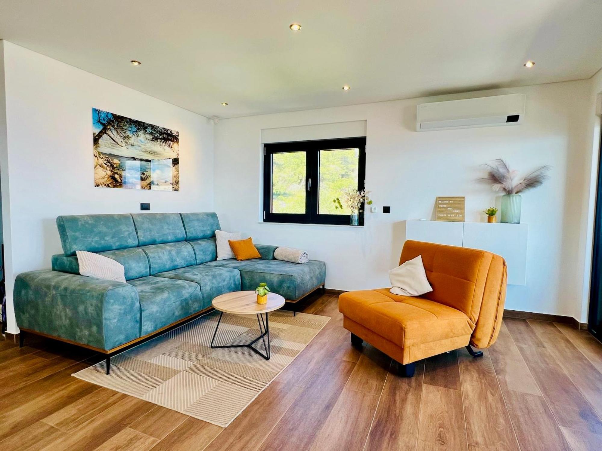 House & Home Slatine Ngoại thất bức ảnh